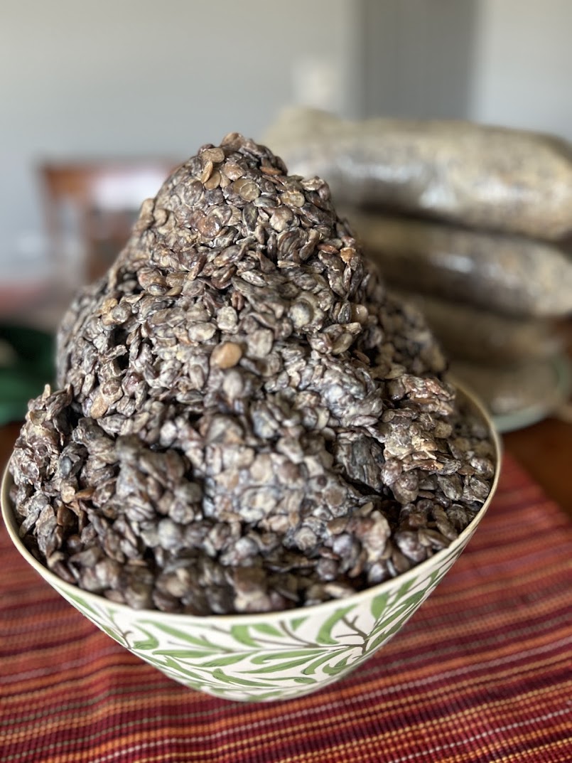 Fresh locust beans (Iru, Dawadawa, Netetu) Winnipeg – Buy in Canada