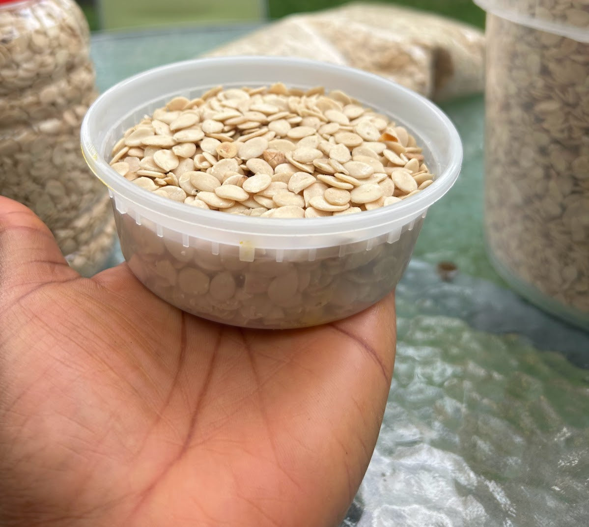 Hand-peeled melon seeds (egusi) – Buy egusi in Canada online